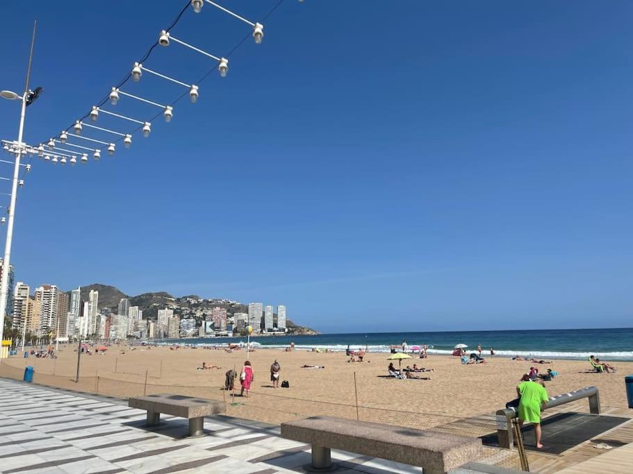 베니돔 Inmejorable Ubicacion,70M Playa 70M Pueblo 아파트 외부 사진